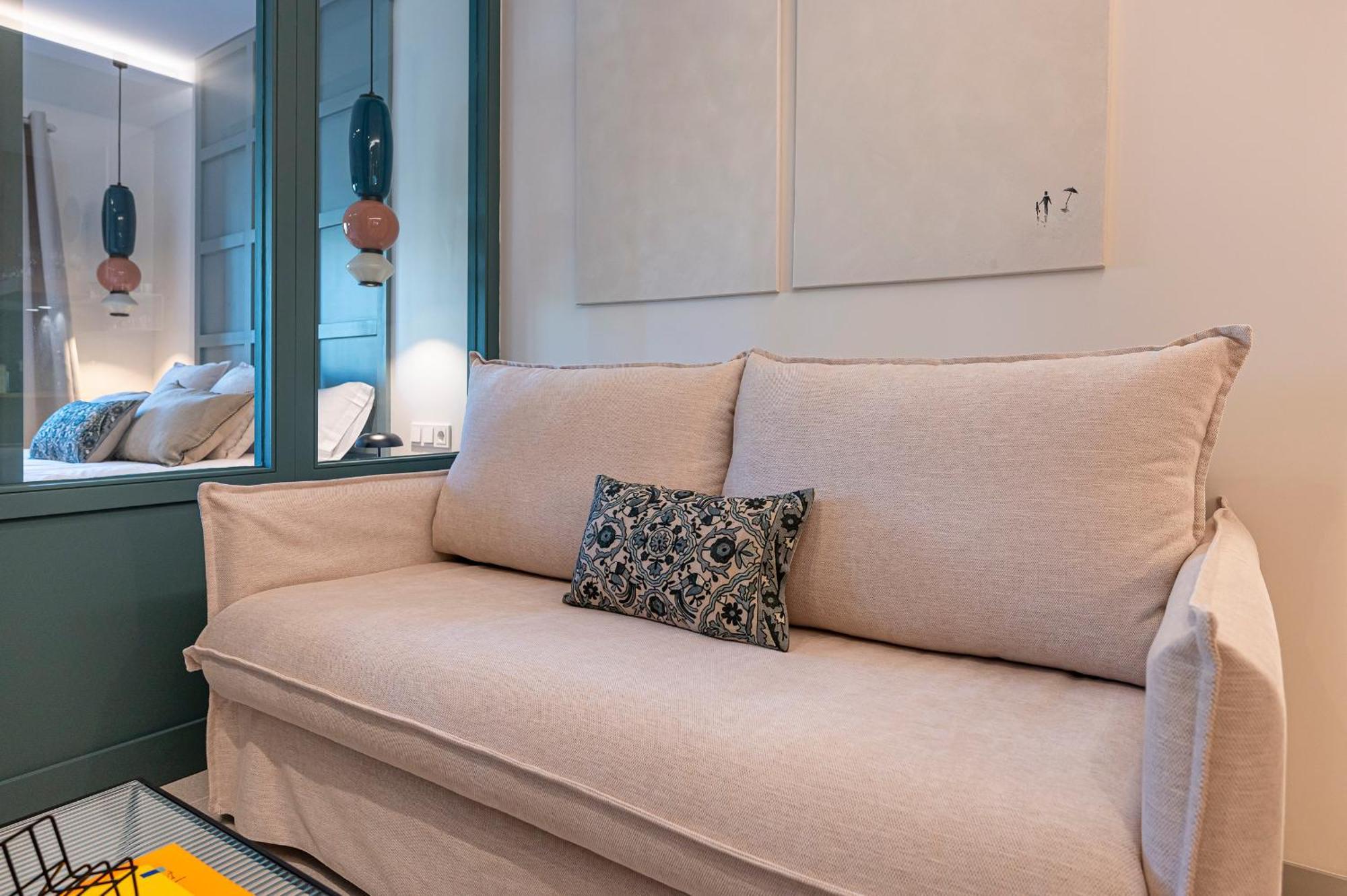 Newly Renovated In Golden Mile W/ Pool *