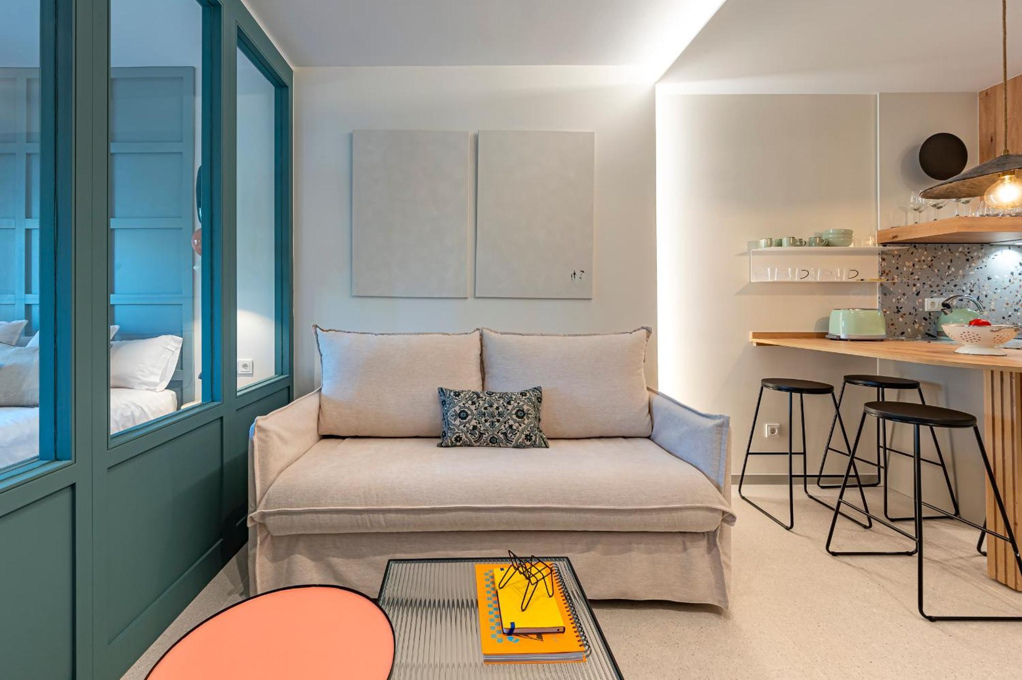 Newly Renovated In Golden Mile W/ Pool *